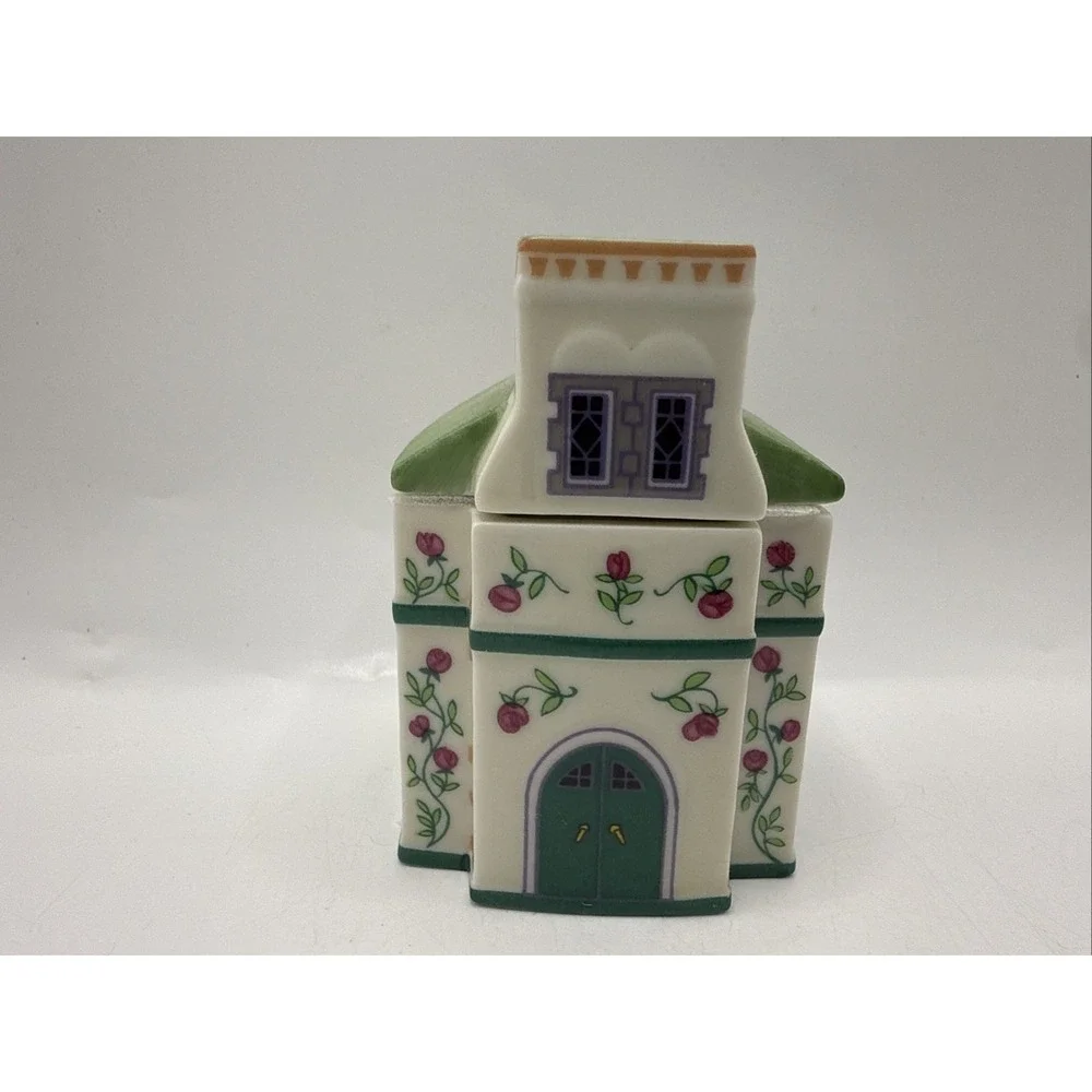 Lenox CANTERBURY CROSSING Spice Village Jar CINNAMON No Chips